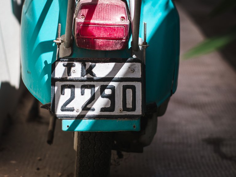 Crete, scooter