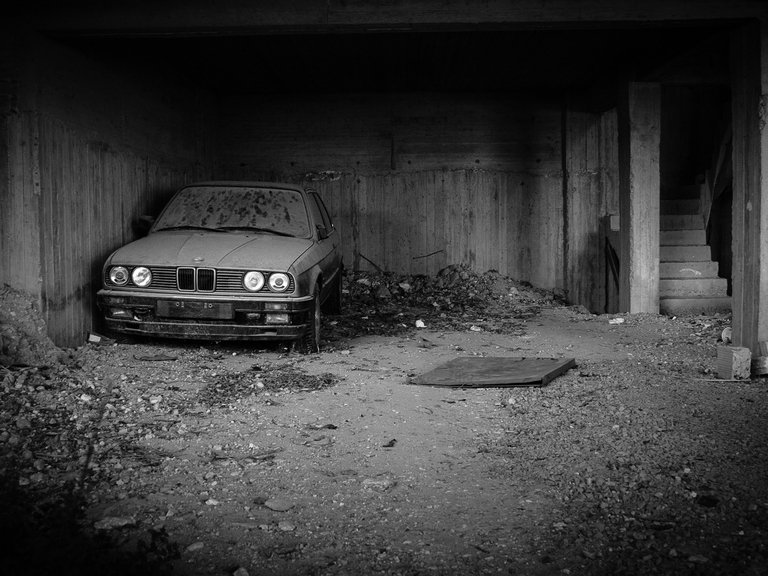 Crete, old BMW
